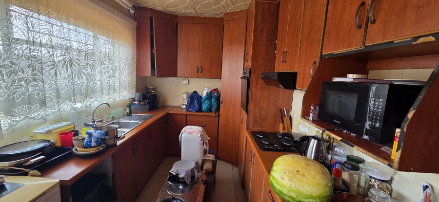 3 Bedroom Property for Sale in Tlhageng Northern Cape